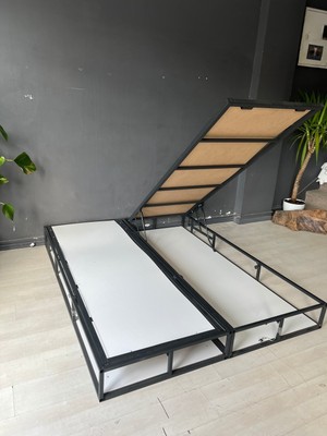 Hmz Başlıksız Siyah Metal Çift Kişilik Baza 180 x 200 cm