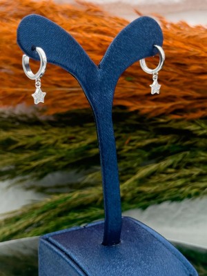 Livora Jewelry 925 Ayar Gümüş Zirkon Taşlı Sallantılı Yıldız Trend Kadın Küpe
