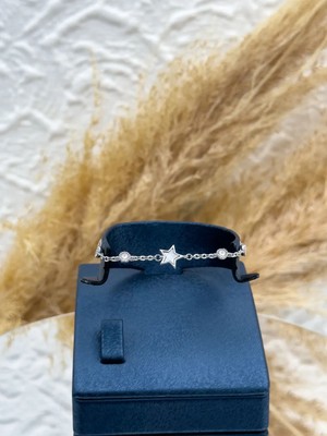 Livora Jewelry 925 Ayar Gümüş Zirkon Taşlı Yıldız Şıklık Kadın Bileklik