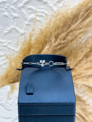 Livora Jewelry 925 Ayar Gümüş Yıldız Spor Zarif Şıklık Minimal Kadın Bileklik
