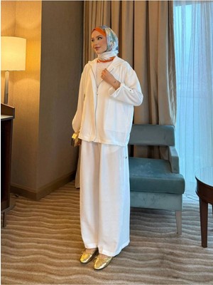 Afili Butik Taş Işlemeli ve Keten Karışımlı Üçlü Takım (Ceket, Tişört, Pantolon)