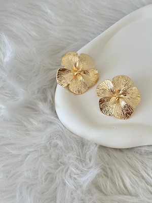 Revoia Gold Çiçek Küpe
