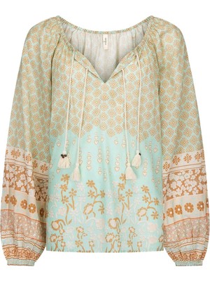 Spell Feminine Charm Bluz