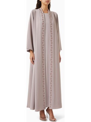 HOMA Q Şık Abaya Seti Için Yumuşak Crepe Tasarım ve Zarif Detaylar