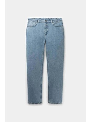 American Rag Cie Kibo Jeans: Orta Mavi Renkli, Düz Paçalı ve %100 Pamuklu Şık Pantolon
