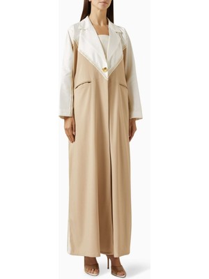 Elna Line Zamansız Şıklık Sunan Modern Kesim Abaya ile Günlük Kombinlerinizi Tamamlayın