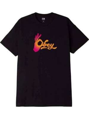 American Rag Cie Obey Okay T-Shirt: Klasik T-Shirt, Rahat Kesim ile Şıklığı Yakalayın