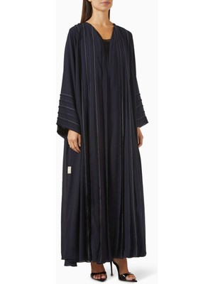 Elna Line Şık ve Modern Plise Detaylı Abaya Minimalist Tasarım ile Şıklığı Yakalayın