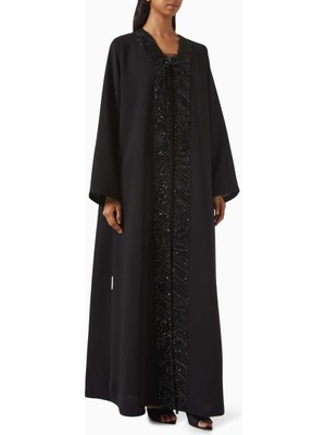 Hessa Falasi Şık Payetli Dantel Abaya ile Rahat ve Modern Şıklık Yakalayın
