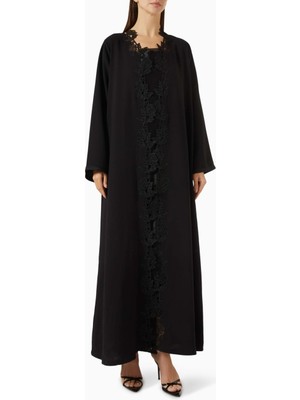 Hessa Falasi Romantik Detaylarla Şık Marrakesh Dantel Abaya Modası