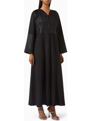 Rauaa Official Işlemeli Abaya Rahat Tasarım ve Fonksiyonel Ön Kapatma ile Şıklığı Yakalayın