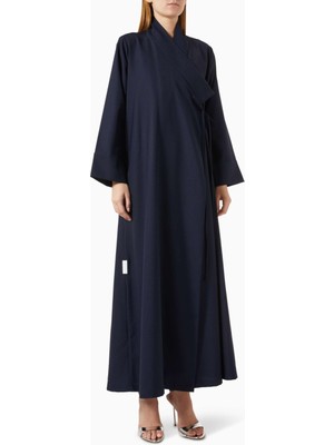Hessa Falasi Yüksek Yaka Abaya Konforlu Tasarım ve Şık Detaylarla Günlük ve Gece Kullanım Için Ideal