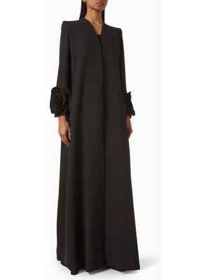 Apple Wang Modern 3D Floral Aplikeli Abaya Zarif Silhouette ve Estetik Doku ile Şıklığı Yansıtıyor