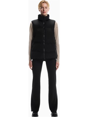 On All-Day Puffer Vest Lumos Hafif Isıtıcı ve Suya Dayanıklı Yelek