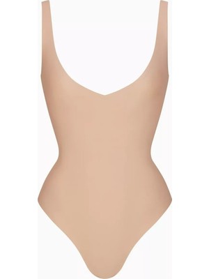 Skims Body Plunge Thong Bodysuit, Derin Yaka, Tanga Kesim, Şık ve Cesur Silüet
