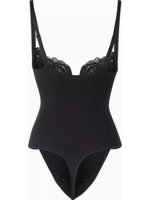 Skims Kusursuz Şekillendirici Dantel Tanga Bodysuit, Onyx Siyah, Güçlü Destek ve Şık Tasarım