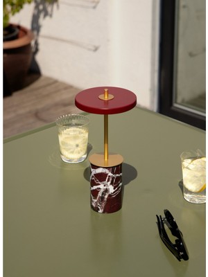 Umage Mermer Tabanlı Taşınabilir LED Lamba ,4 Kademeli Dimmer, IP44, Şarj Plakalı