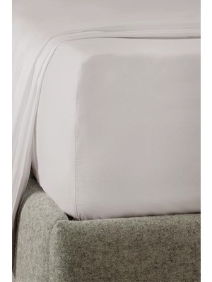 The White Company Essentials 200 Tel Mısır Pamuklu Lastikli Çarşaf