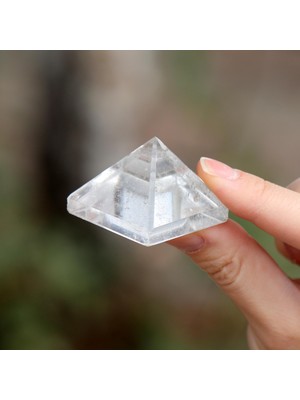 Taş Sandığı Kristal Kuvars Taşı Piramit