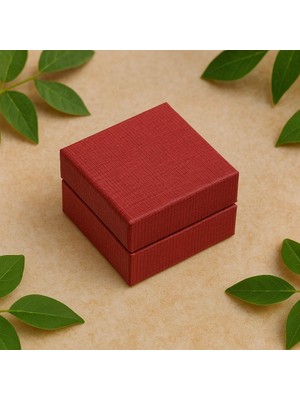 Taş Sandığı Kumaş Kaplı Yüzük Kutusu – 6,5 x 6,5 x 4,5 cm