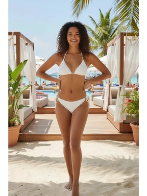 Nemere Kadın Beyaz Dantel Detaylı Pedli Boyun ve Belden Bağlamalı Bikini Takımı