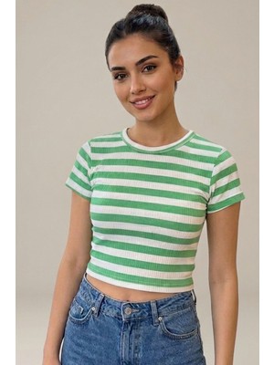 Moda Erva 34 Yeşil Beyaz Çizgili Kısa Kol Crop Tişört