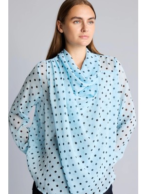 DeFacto Regular Fit Degaje Yaka Puantiye Desenli Şifon Bluz I8696AX26AU