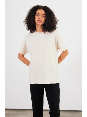 Vena Kadın Oversize Naturel Rahat Kalıp Tişört