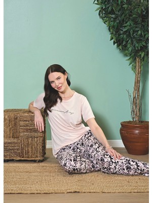 Over Sleep by Poleren Tüylenmez Kırışmaz Kumaş Kısa Kol Yazlık Kadın Pijama Takımı