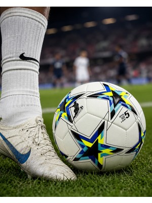 Futbol Antrenman Topu Yüksek Dayanıklı Dikişli Kaymaz Yüzey Tasarımı - Lisinya