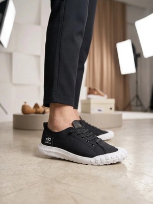 Beskar BA0248 Boa Siyah Beyaz Taban Esnek Bağcıklı Ultra Hafif Nefes Alan Sneaker Ayakkabı