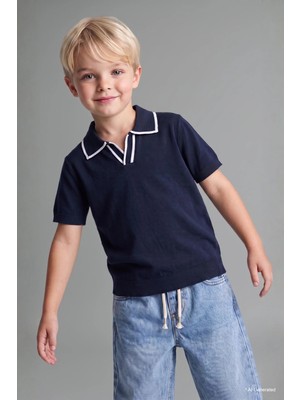 DeFacto Regular Fit V Yaka Lacivert Tişört Erkek Bebek H9069A526AU