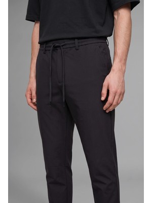 DeFacto Relax Fit Beli Bağcıklı Düz Paça Pantolon I5149AX26AU