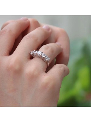 Necati Gün Starlight Diamond Yüksek Montür 5 Taş Gümüş Yüzük