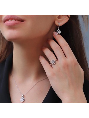 Necati Gün Starlight Diamond Elips Zirkon Taş Ortası Kare 3 Baget Pırlanta Montür Gümüş Set