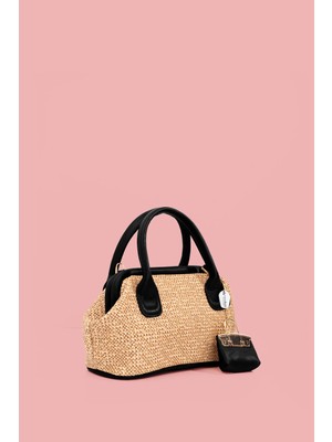 Westbag Hasır Görünümlü Charmlı Burslu Dokuma El ve Omuz Askılı Çanta