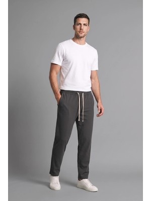 DeFacto Regular Fit Beli Bağcıklı Düz Paça Cepli Eşofman Altı F0309AX26AU