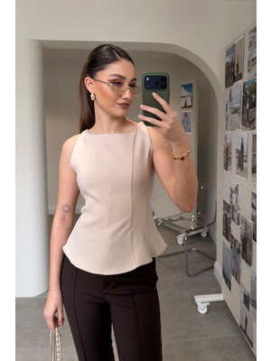 Magarde Peplum Detaylı Yandan Fermuarlı Bluz- Bej