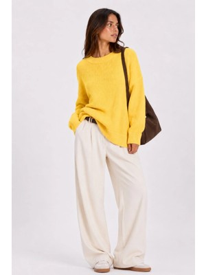 Vadon 1039 Kadın Salaş Yumuşak Dokulu Oversize Basic Triko Kazak Sarı