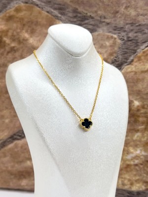 Livora Jewelry 925 Ayar Gümüş Gold Kaplama Oniks Taşlı Şans Yoncası Siyah Kadın Kolye