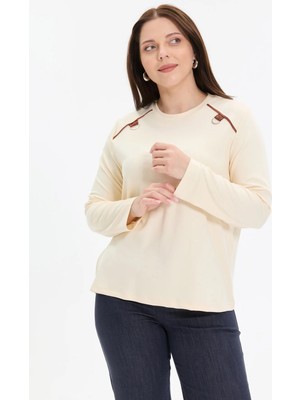 Kado Moda Metal Halka Detaylı Basic Kadın Bluz