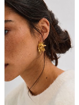 New Obsessions Gold Rustic Çiçek Çelik Küpe