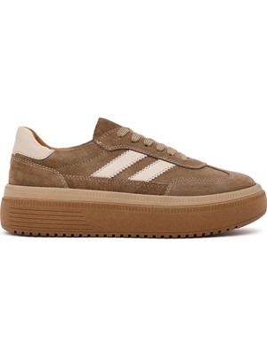 Derimod Kadın Taba Bağcıklı Kalın Tabanlı Süet Deri Sneaker AF450008DS