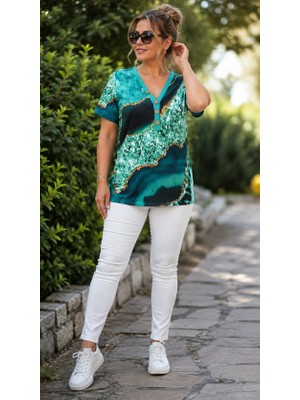Palmira Demir Kadın Kısa Kollu V Yakalı Önden Düğmeli Baskılı Süprem Bluz - Mavi / 2xl-3xl