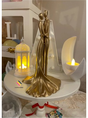 Empressco Romantik Çift Biblo - 22CM Şık ve Modern Masaüstü Dekorasyon Hediye Figür Ev Ofis Aşk Love Sevgili