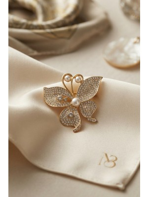 Clariss Zirkon Taşlı Gold Renk Kelebek Model Broş