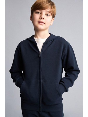 DeFacto Kapüşonlu Basic Sweatshirt Hırka Erkek Çocuk  (26 Au)