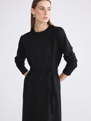 Lc Waikiki Yeni Sezon Bisiklet Yaka Beli Kuşaklı Soft Touch Elbise