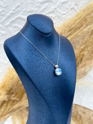Livora Jewelry 925 Ayar Gümüş Baget Kesim Mistik Topaz Taşlı Özel Tasarım Kadın Kolye