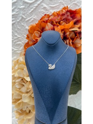 Livora Jewelry 925 Ayar Gümüş Zirkon Taşlı Beyaz Kuğu Kadın Kolye